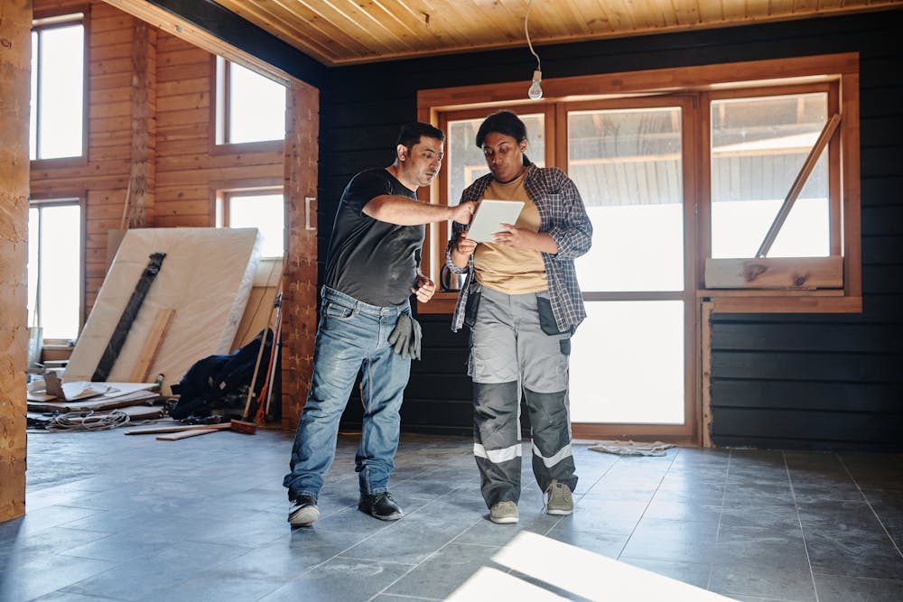 What Smart Homeowners Do Before Hiring Contractors